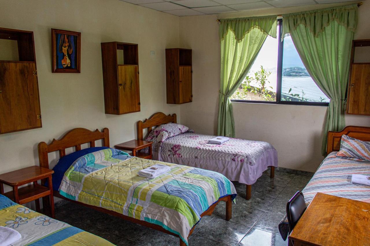 Hostal Limoncocha Tena Eksteriør bilde